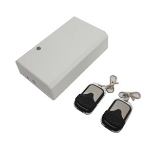 Universal remote control αποτελούμενο από ένα δέκτη και δύο button -  πομπούς. Κατάλληλο για όπλιση - αφόπλιση.